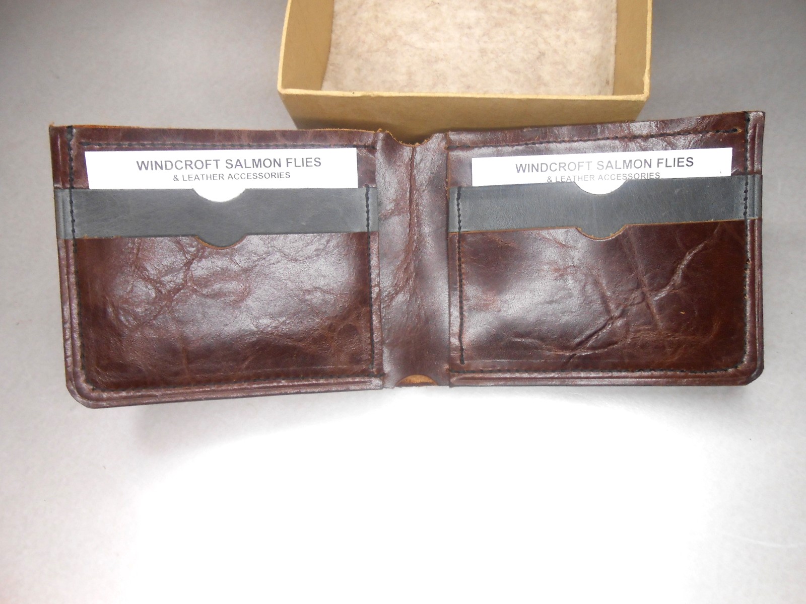 Leather fly wallet (Medium) - Windcroft Salmon Flies & Leather